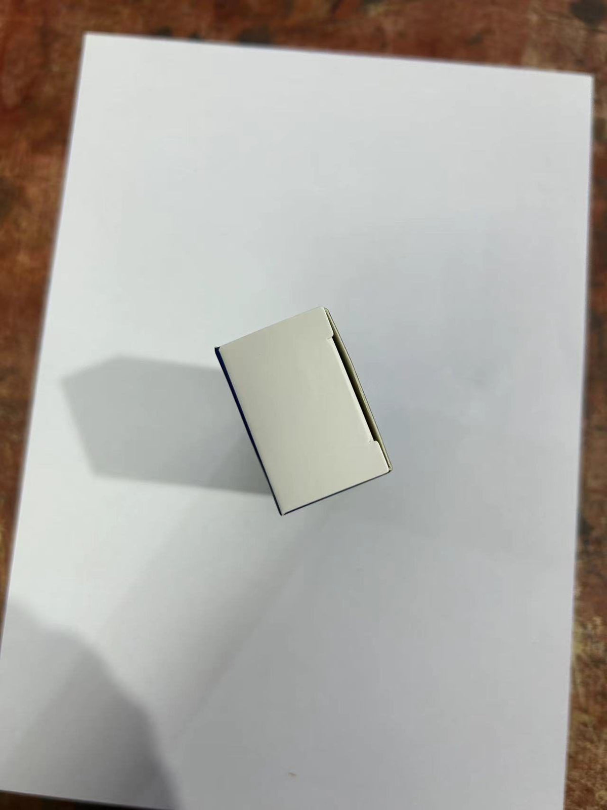 557648991